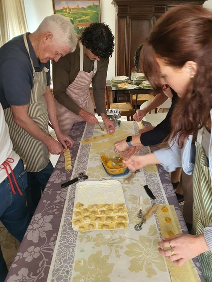 Lezione di cucina a casa della cuoca nell'entroterra del Lago di Garda 13