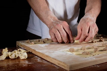 Kochkurs: Zubereitung von Tortellini auf einem historischen Bauernhof 7