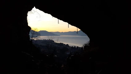 Crag climbing in Gaino with view on Lake Garda 7