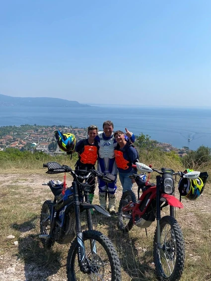Sur-Ron, Elektro-Motocross am Gardasee, erleben Sie ein Abenteuer 6