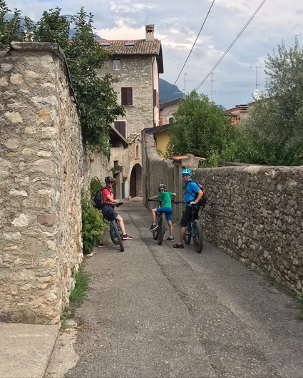 Family Bike Tour through the valleys at Lake Garda 4