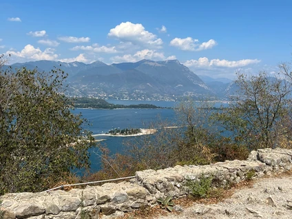 Riserva Naturale del Sasso e della Rocca di Manerba - Percorso lungo 3 Riserva Naturale del Sasso e della Rocca di Manerba - Percorso lungo 3