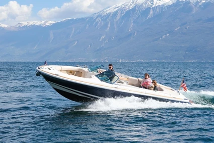 Private tour with driver from Gargnano in Chris Craft: the luxury of freedom 3