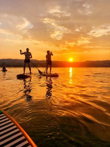 Experience SUP in Desenzano del Garda during sunset 3