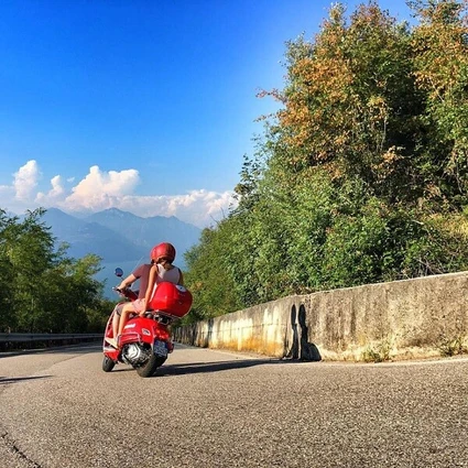 Tour del gusto al Lago di Garda in Vespa da Riva 7