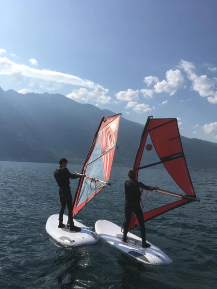 Basic windsurfing course for adults and children on Lake Garda