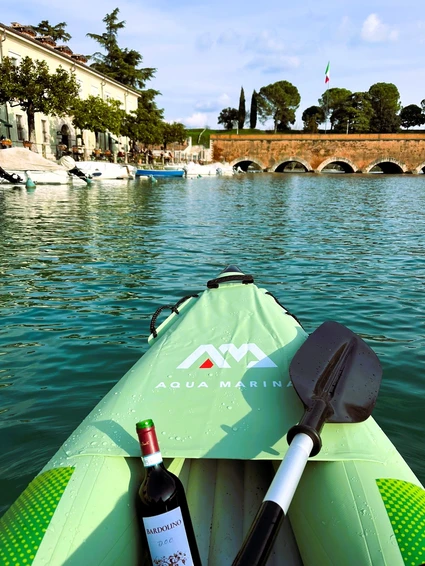 Aperitivo in Canoa a Peschiera del Garda: Tour tra le Mura UNESCO 17