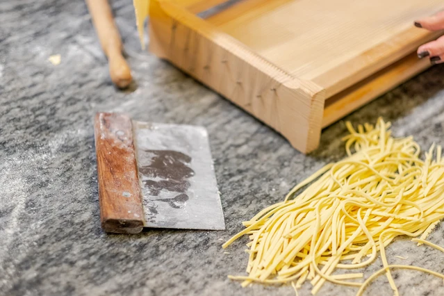 Cooking Class privata con vista lago in dimora esclusiva a Torri del Benaco